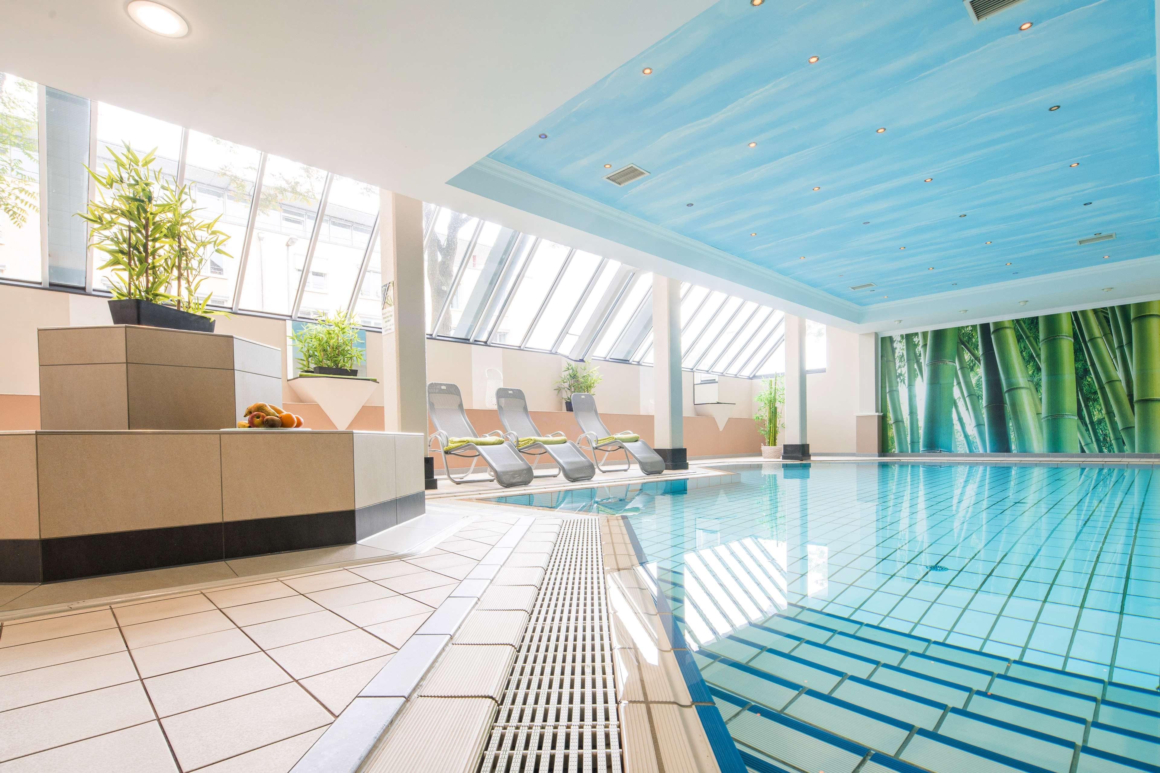 Best Western Plus Hotel Am Schlossberg Нюртинген Экстерьер фото