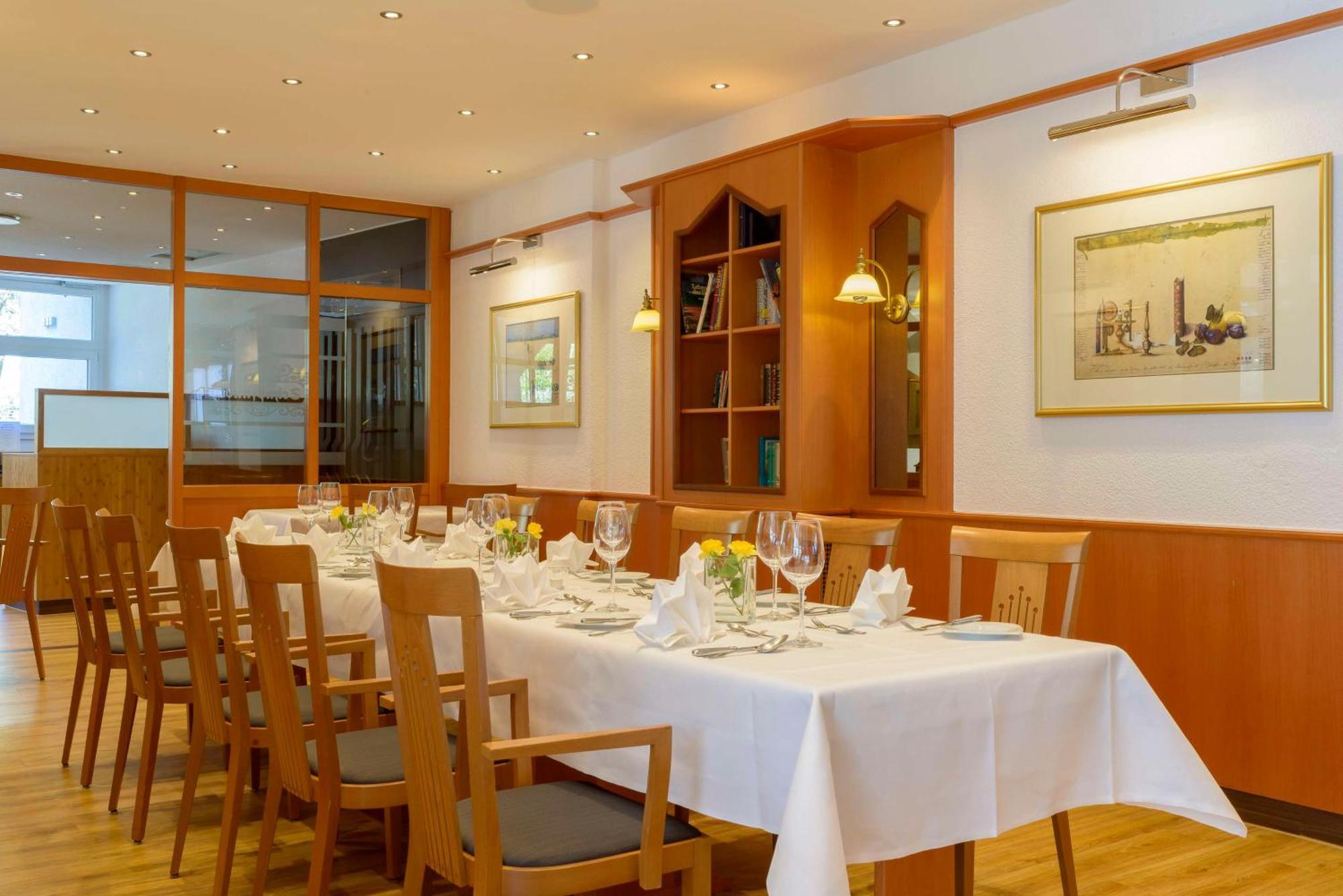 Best Western Plus Hotel Am Schlossberg Нюртинген Экстерьер фото